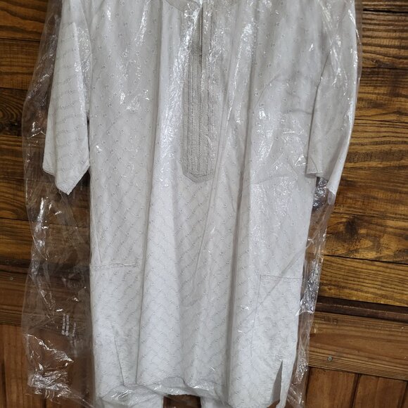 Men's African white polish lace formal wear - Picture 5 of 6